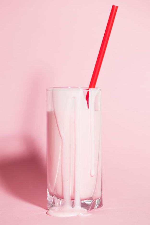 10 мифов о молоке