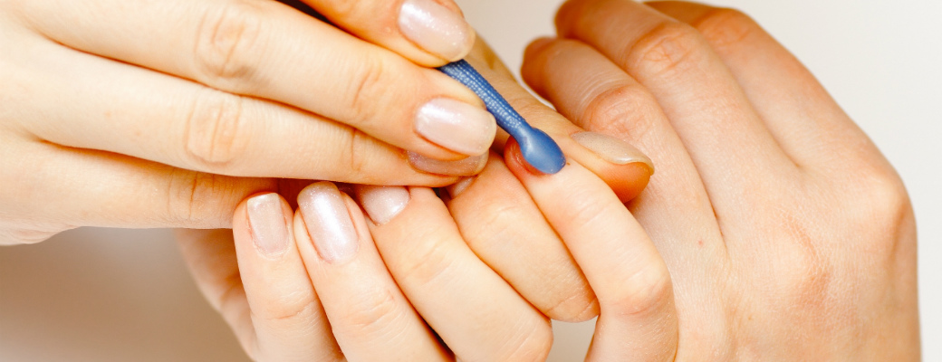 Онихолизис: как спасти отслоившиеся ногти на руках